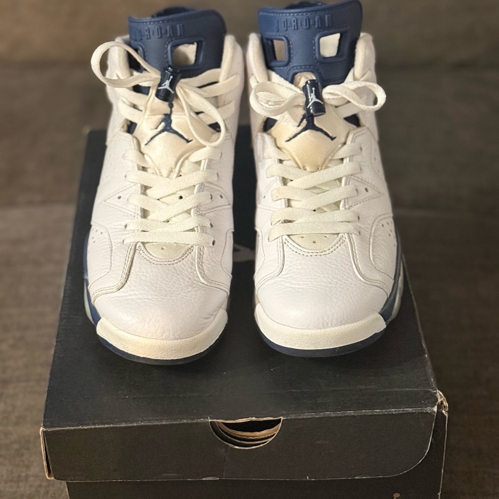 AIR JORDAN 6 RETRO